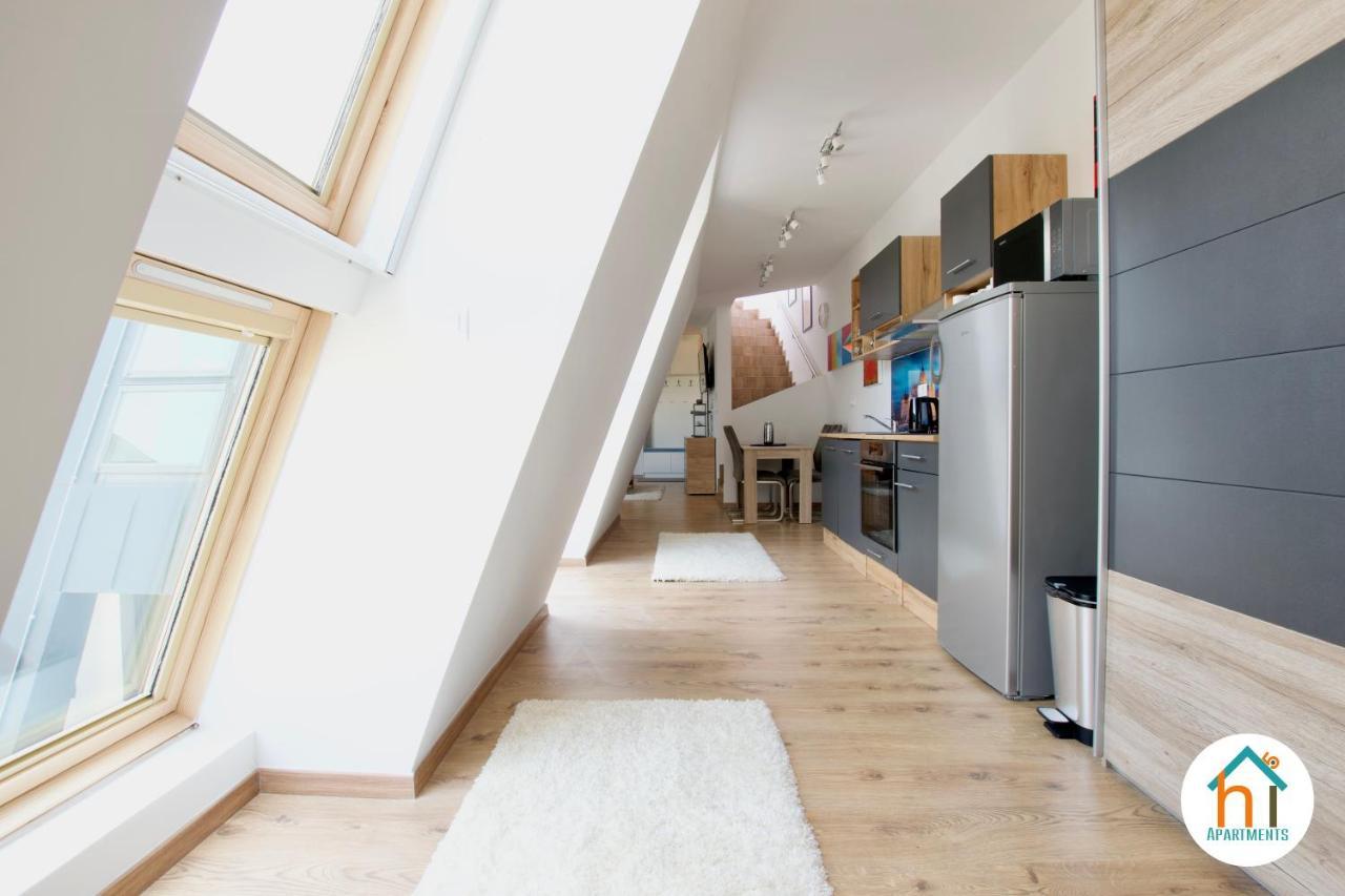 Premium Apartment By Hi5 - Penthouse Studio + Rooftop Budapest Esterno foto